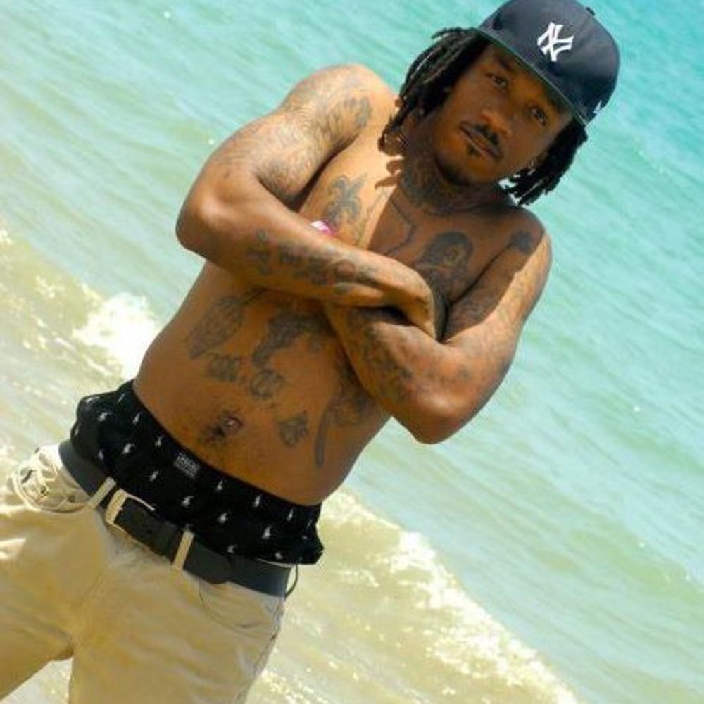 Meet your Posher, Carlton